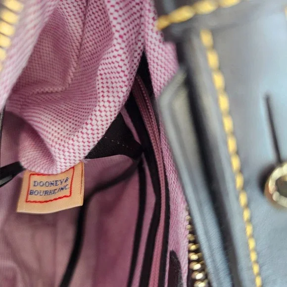 Dooney & Bourke Bag  Croco Embossed Leather  Handbag Purse J26917468 - Picture 10 of 16